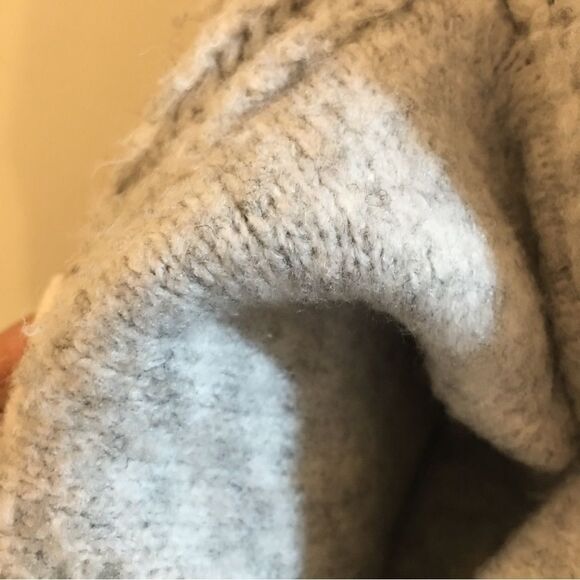 J.CREW FLUFFY, SOFT, OVERSIZED POCKET CARDIGAN - Picture 4 of 8